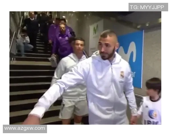 足球明星化身搞笑配音演员带你领略幽默与激情的完美结合